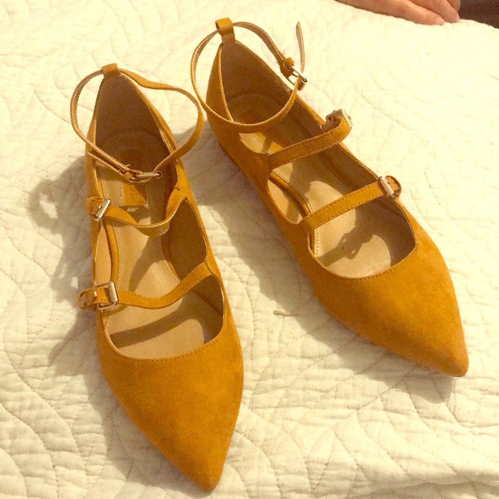 5 1/2 shoes from forever 21. Worn only once